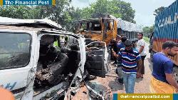 6 killed in truck–microbus collision in Natore