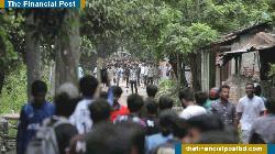 Again clash erupts between CU students, locals