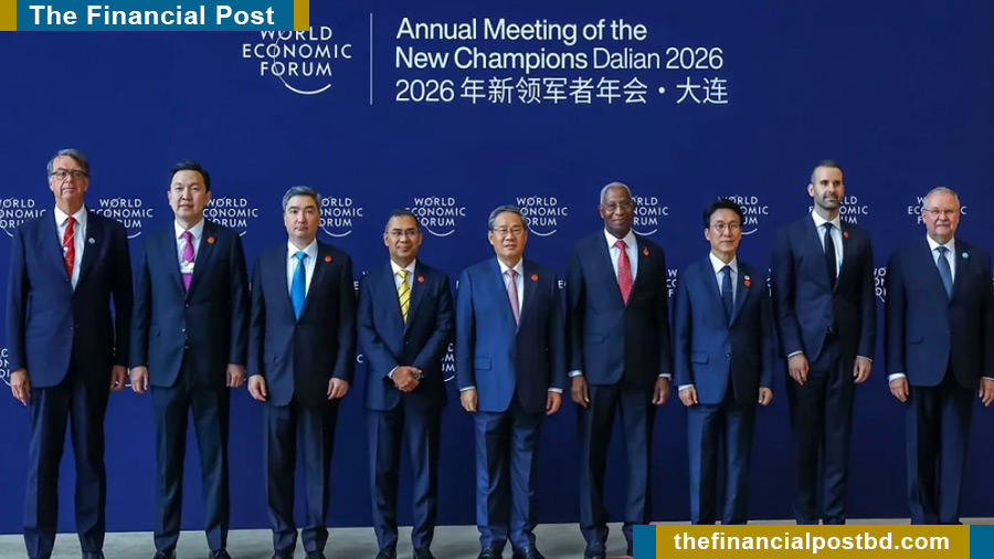 PM joins WEF’s annual meeting in Dalian