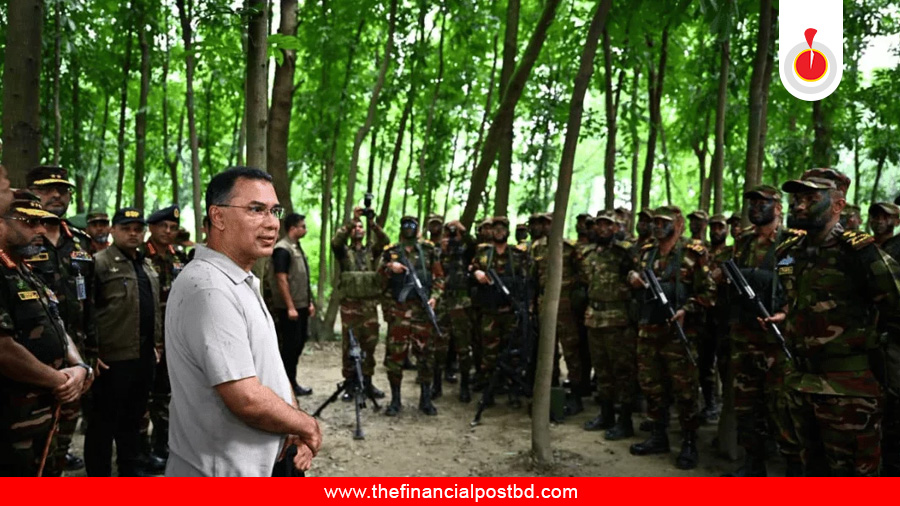 PM makes surprise visit to Army summer exercise