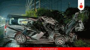 4 killed, 8 injured as covered van, microbus collide in Chattogram
